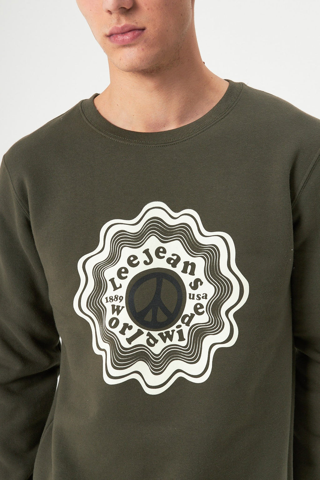 Roundneck Fri Worldwide