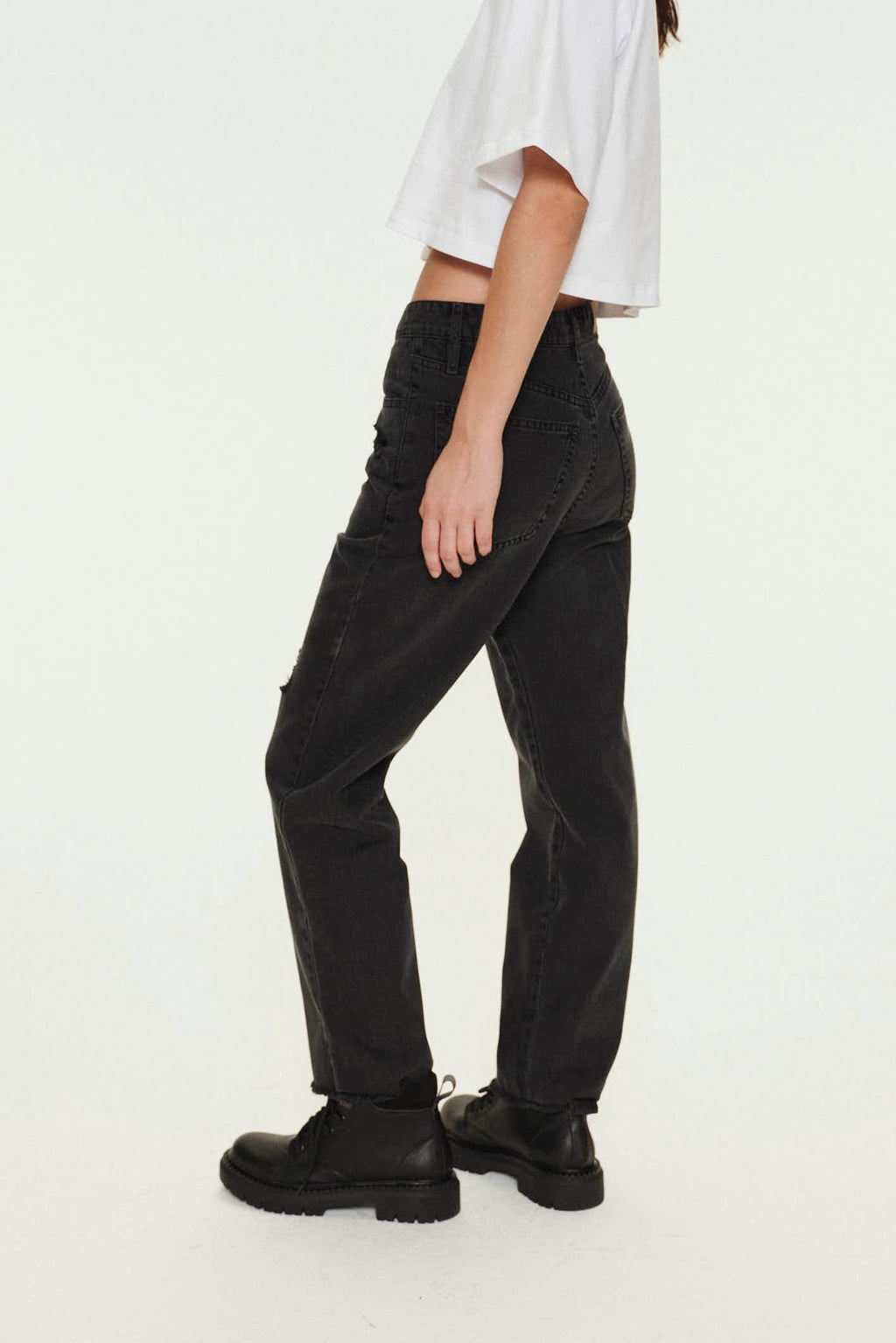 Jean Straight Crop Doha