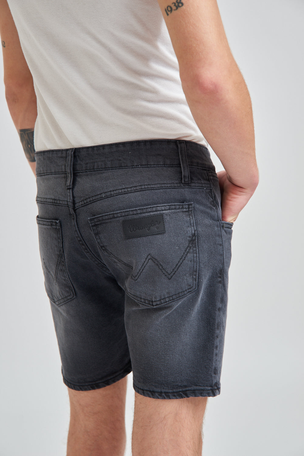 Bermuda Black Gray
