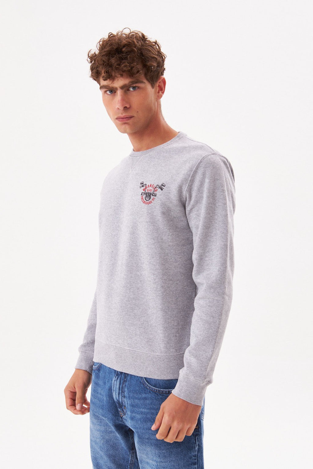 Round Neck Est 3
