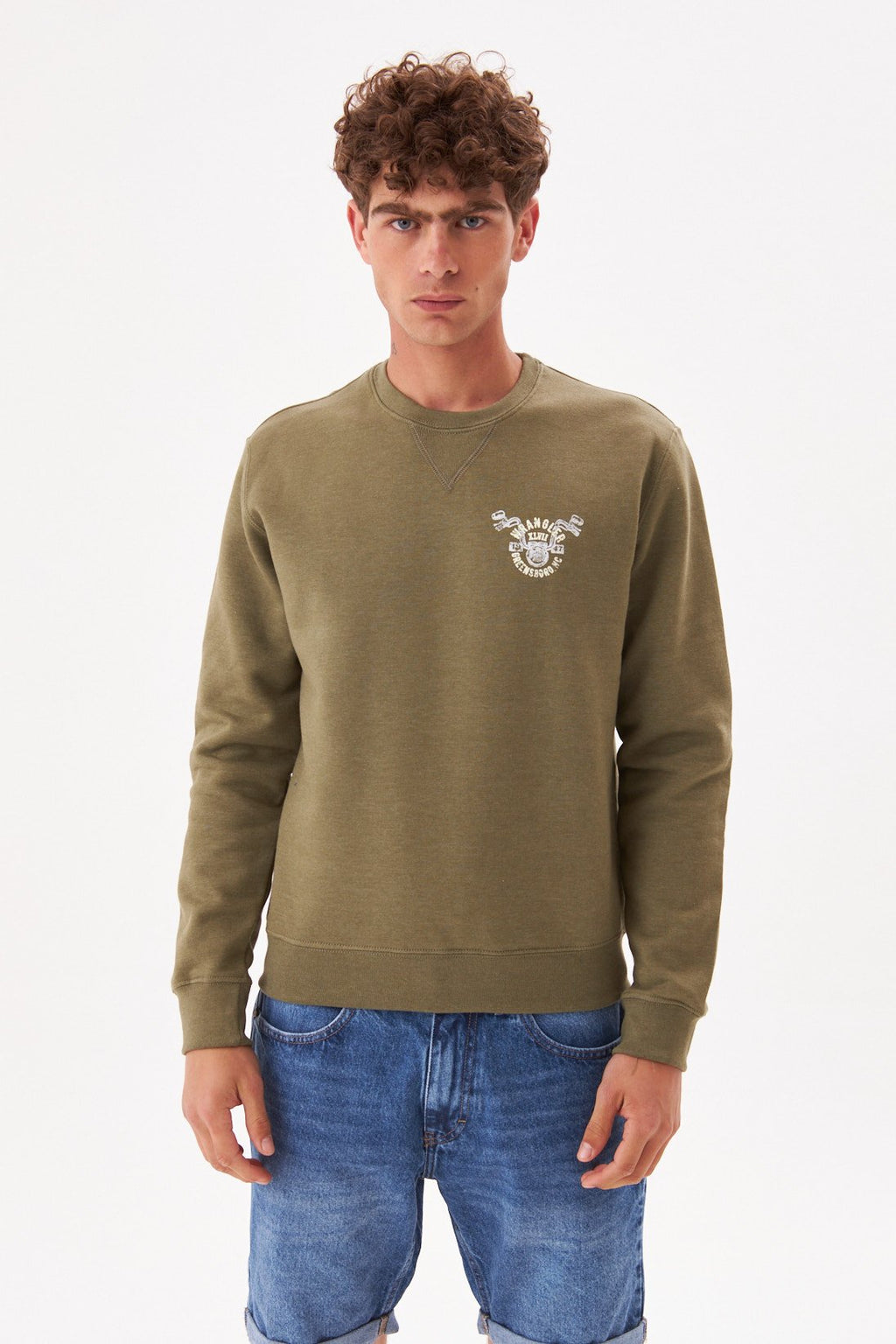 Round Neck Est 3