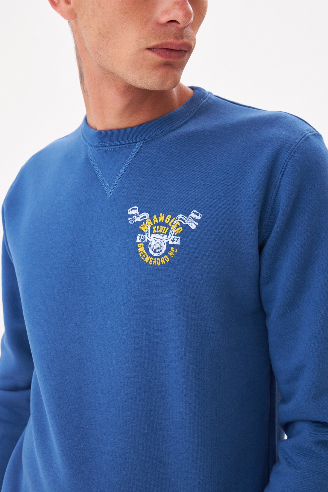 Round Neck Est 3