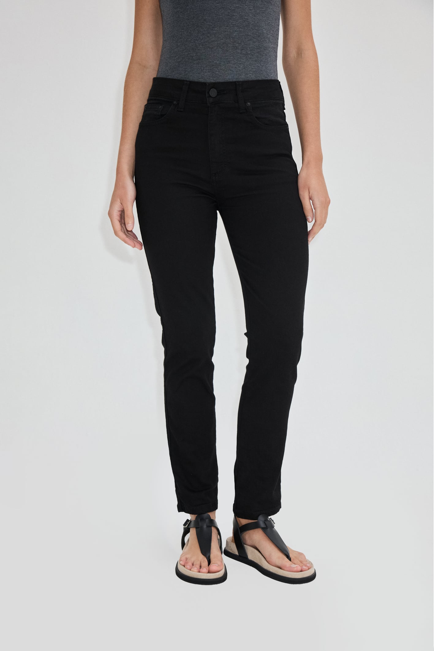 Jean Puelo Black