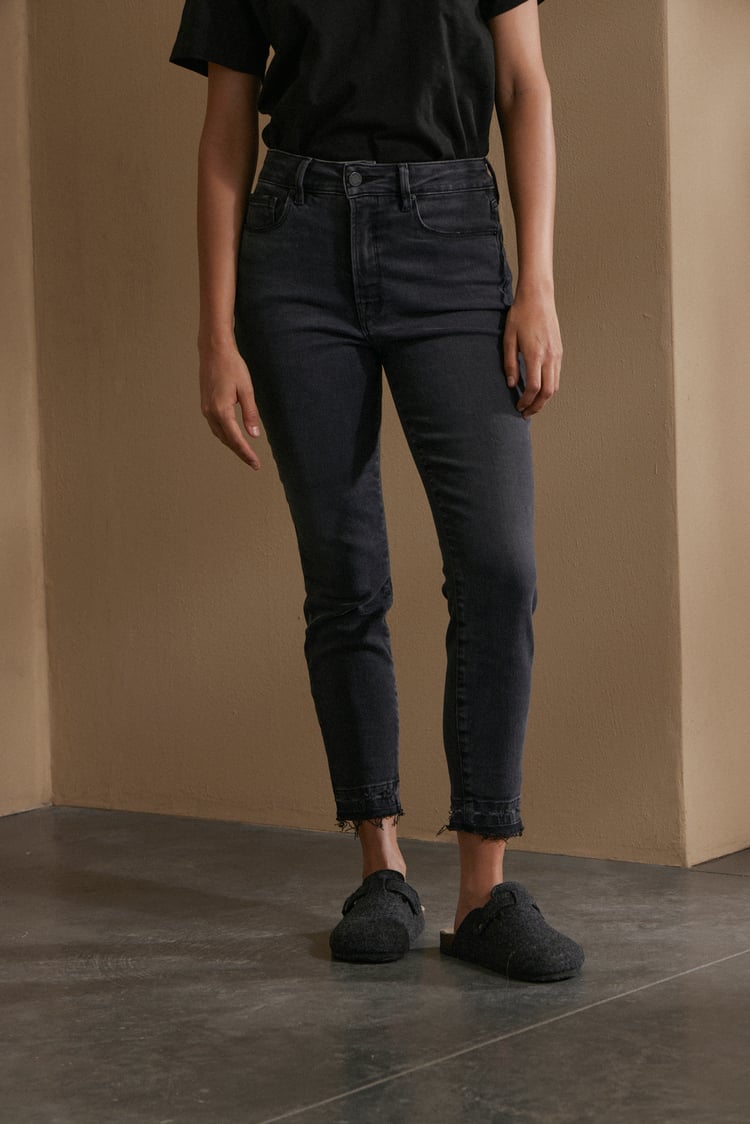 Jean Premium Slim Black 24-34